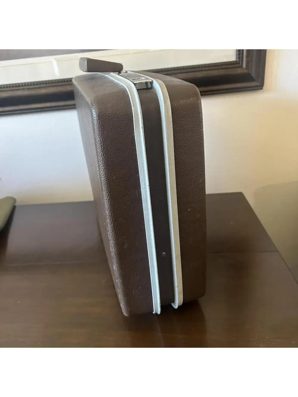 Vintage Samsonite Hard Shell Briefcase with Key - Dark Brown